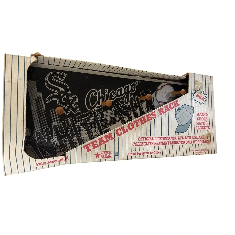 Vintage 80' NEW Chicago White Sox Team Clothes Rack Official Licensed Wood Hooks